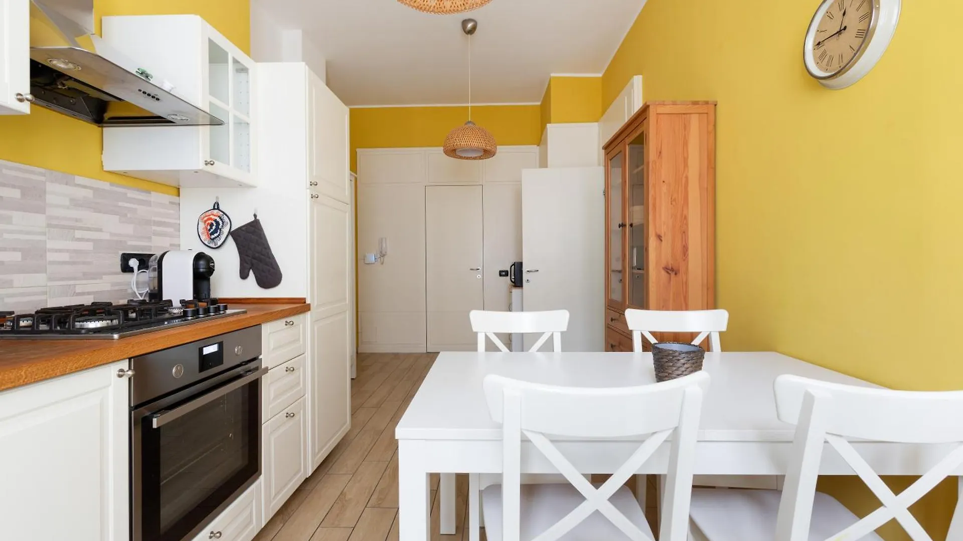 Mm Sant Agostino Subway Flat Apartment Milan Italy